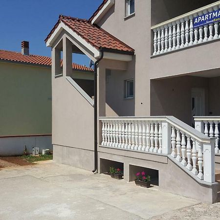 Apartment Rose بولا المظهر الخارجي الصورة