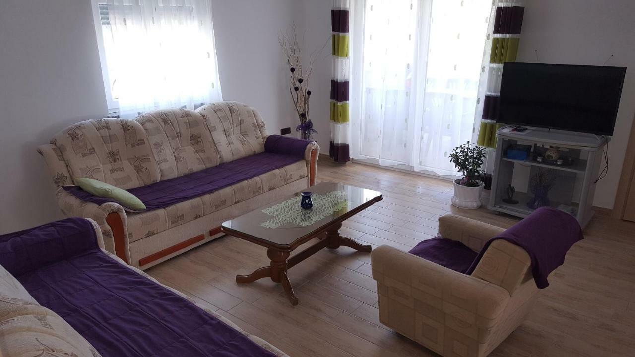 Apartment Rose بولا المظهر الخارجي الصورة